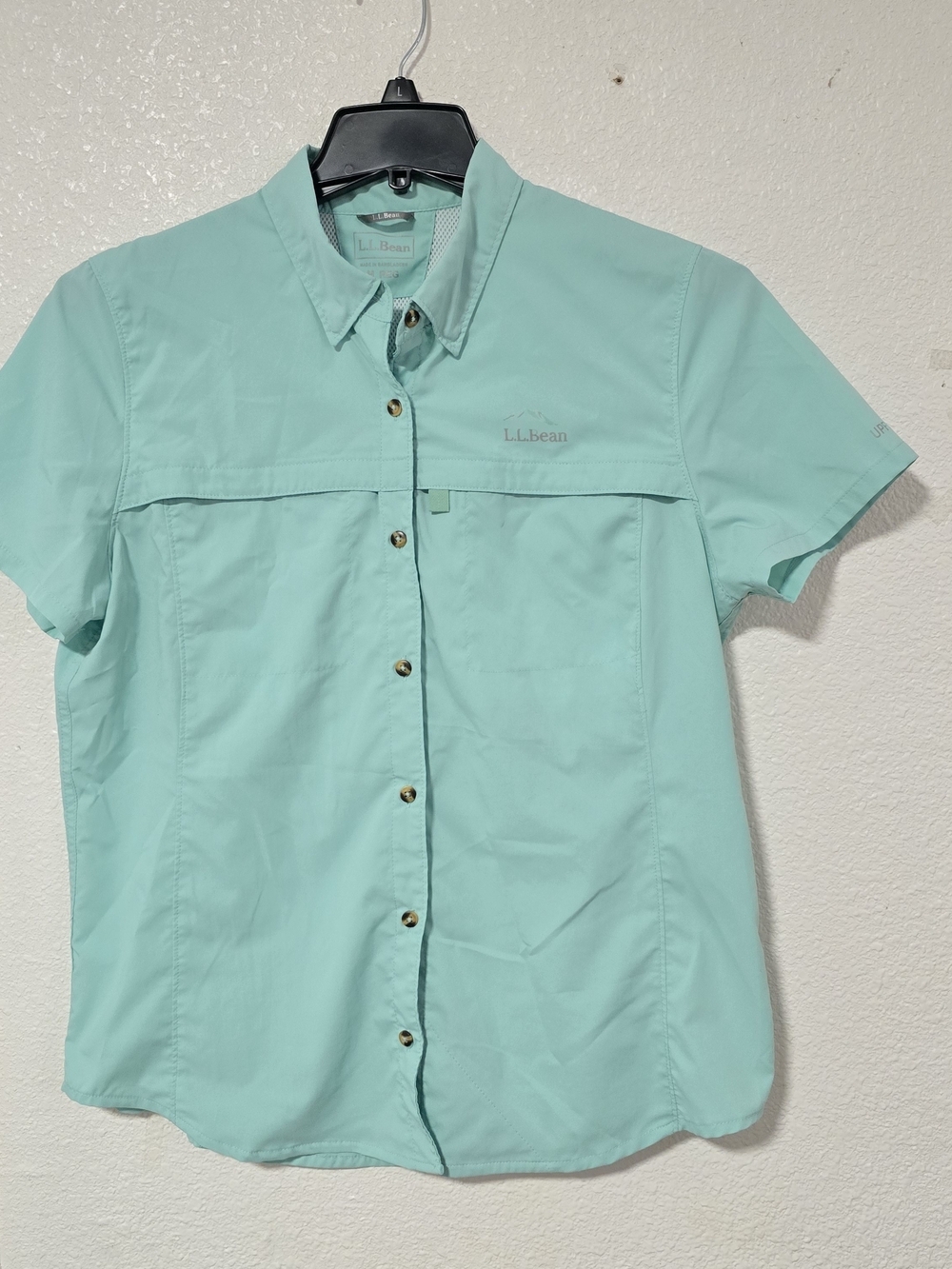 L.L. Bean hiking trail short sleeve shirt size M Regular aqua. Womens